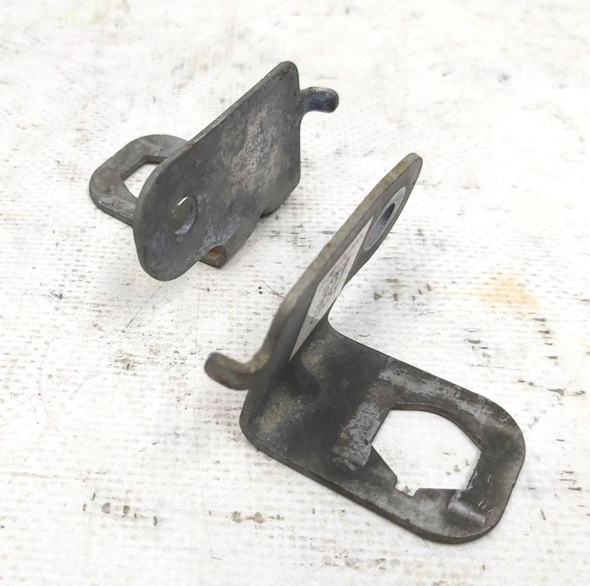 7 Bracket, front brake hose Tesla model 3 1044722-00-D