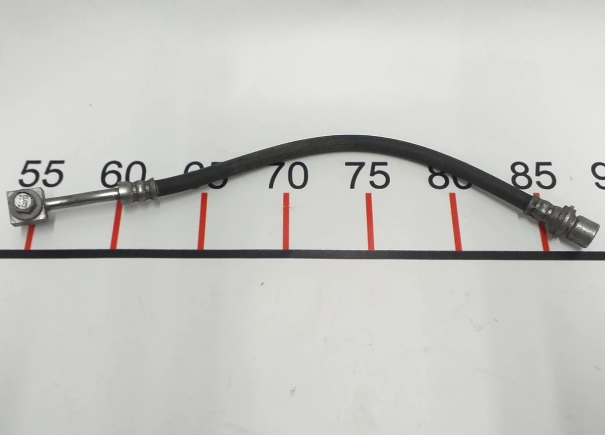 3 RR BRAKE HOSE Tesla Model 3, Model 3 Jan 2024 1044731-00-D