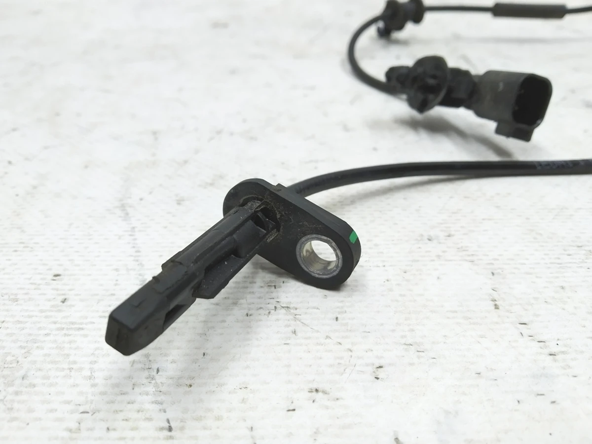 Датчик ABS передній лівий правий Tesla Model 3, Model Y 1188761-00-B