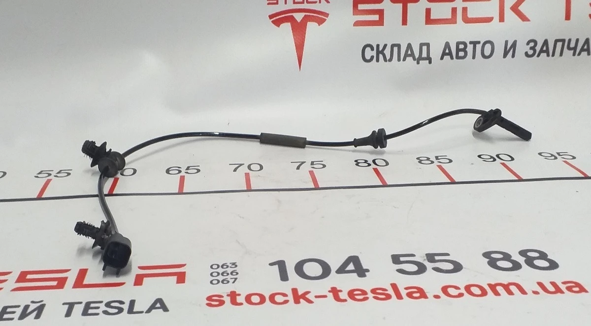 2 Датчик ABS задний левый правый Tesla model 3 1044771-00-D