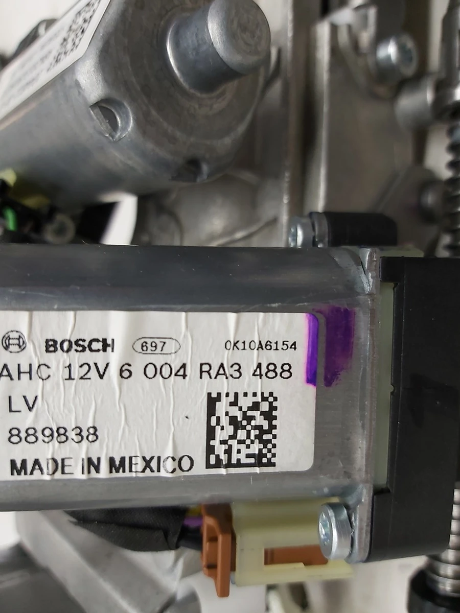 2 ELECTRIC STEERING COLUMN, LHD Tesla Model 3 1044811-00-G
