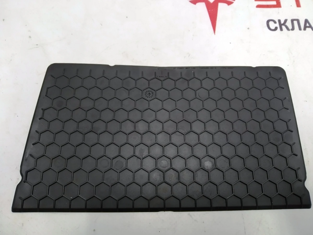 30 IP CUBBY MAT LHD Tesla Model S REST, Model X 1045057-00-C