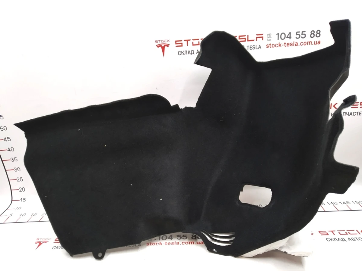 2 Оздоблення багажника ліве без лампи Tesla model S, model S REST 1045201-00-G