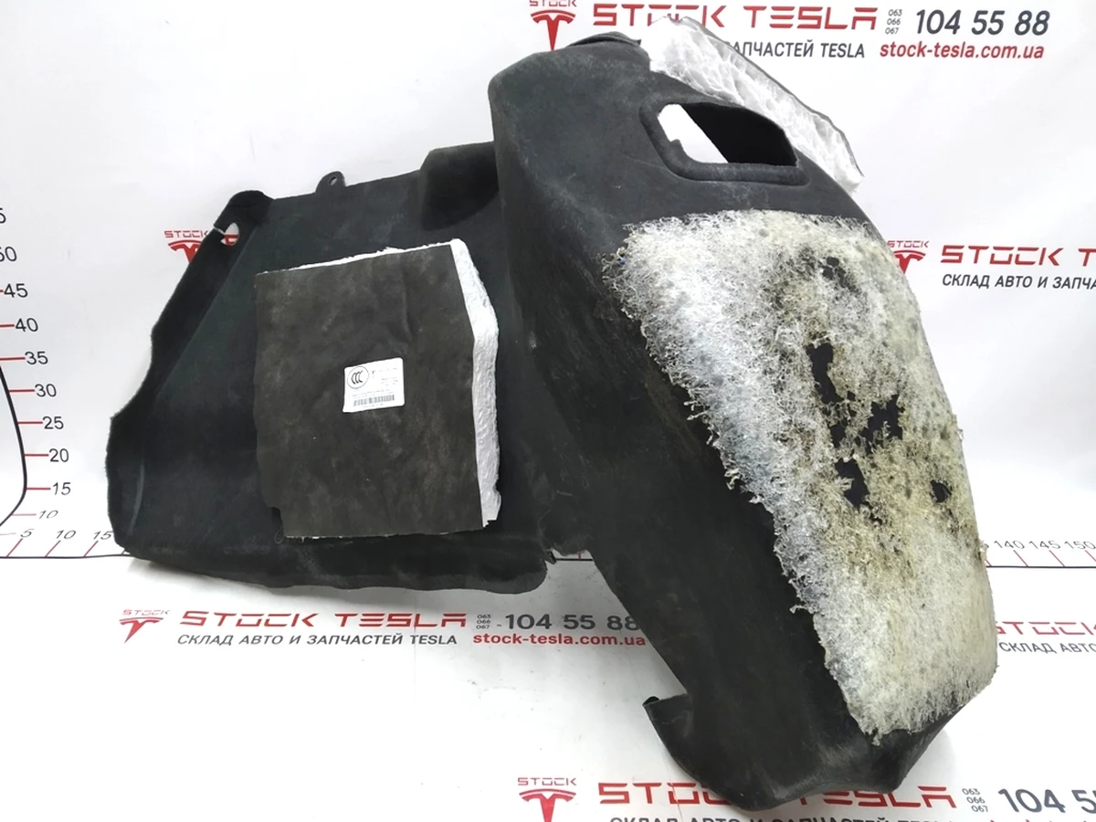 2 Оздоблення багажника ліве без лампи Tesla model S, model S REST 1045201-00-G