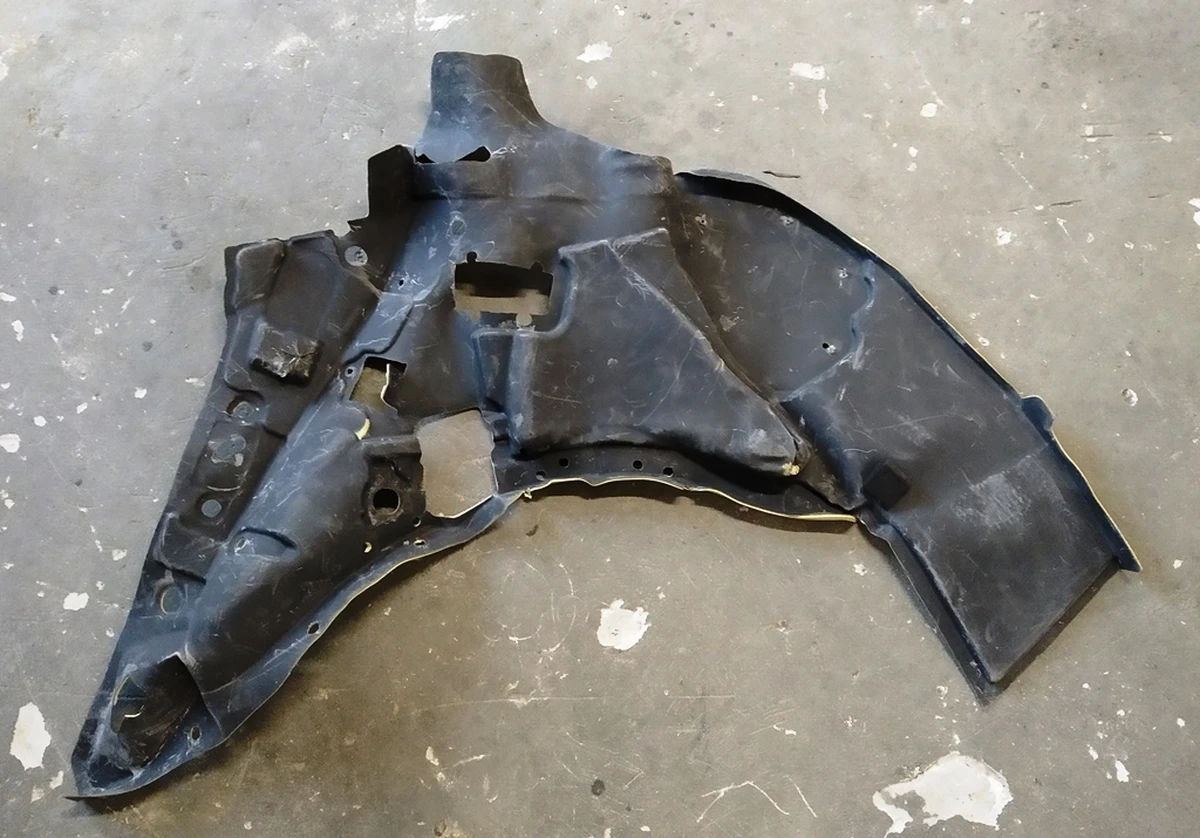 7 Heat and noise insulator of C-pillar interior right Tesla model S, model S REST 1045214-00-E