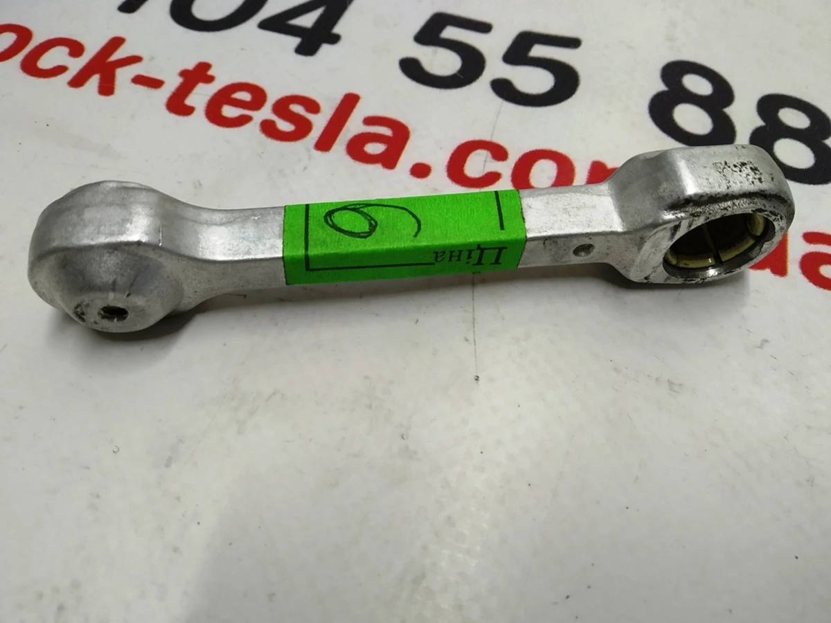 1 Тяга привода открытия двери передней левой правой Tesla model X 1045351-1045352