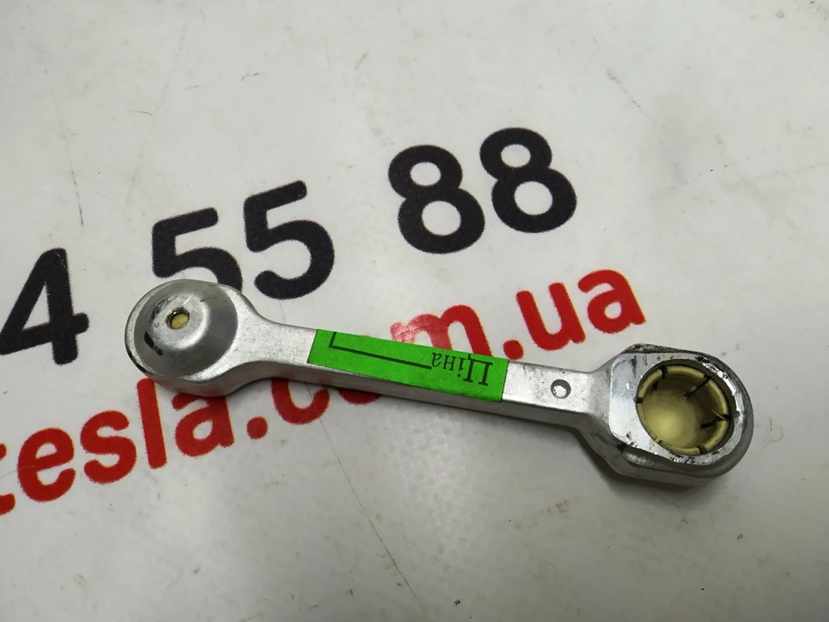 1 Тяга привода открытия двери передней левой правой Tesla model X 1045351-1045352