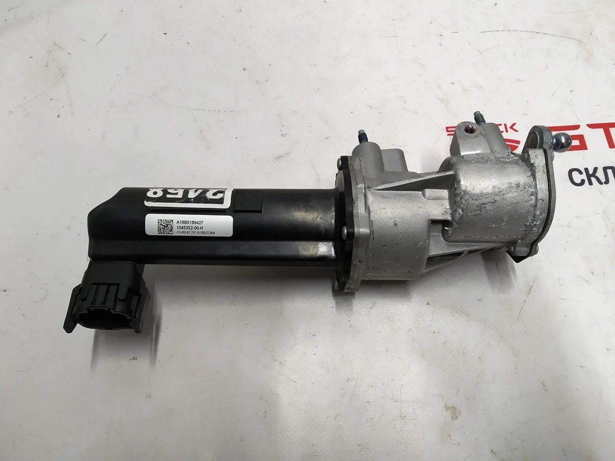 1 Привод открытия двери передней правой Tesla Model X 1045352-00-H