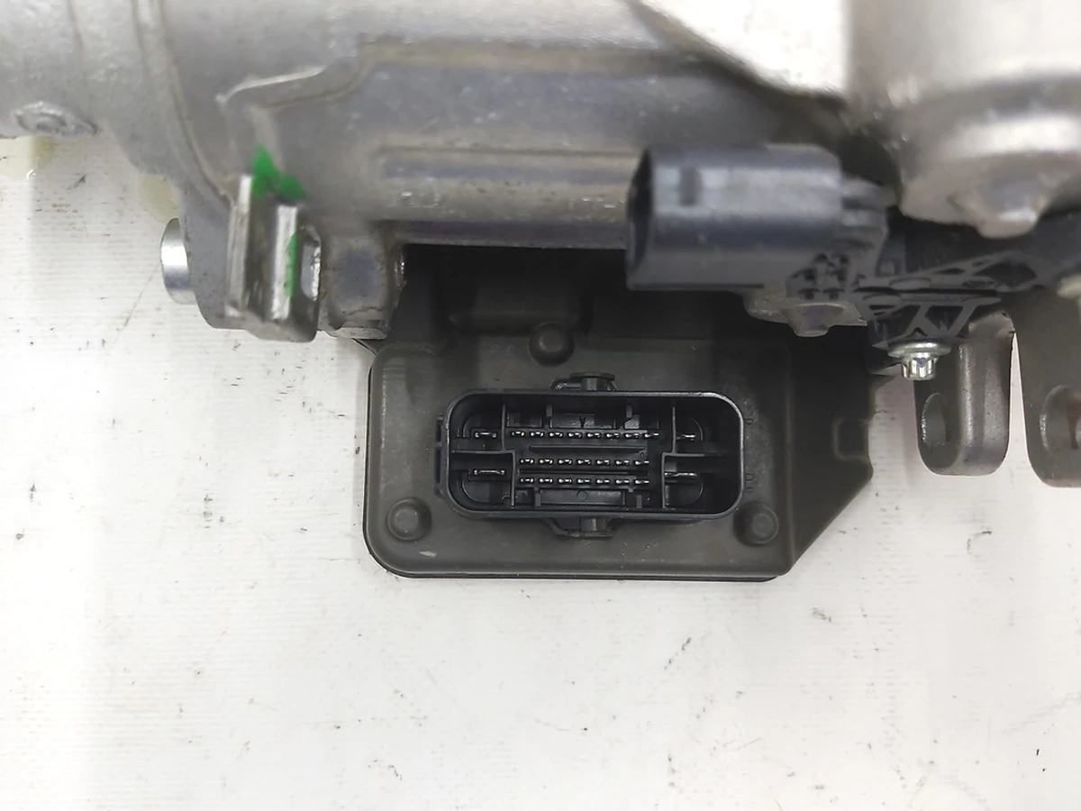 1 Усилитель электромеханический тормозов БУСТЕР с бачком в сборе Tesla model X 1045523-00-C