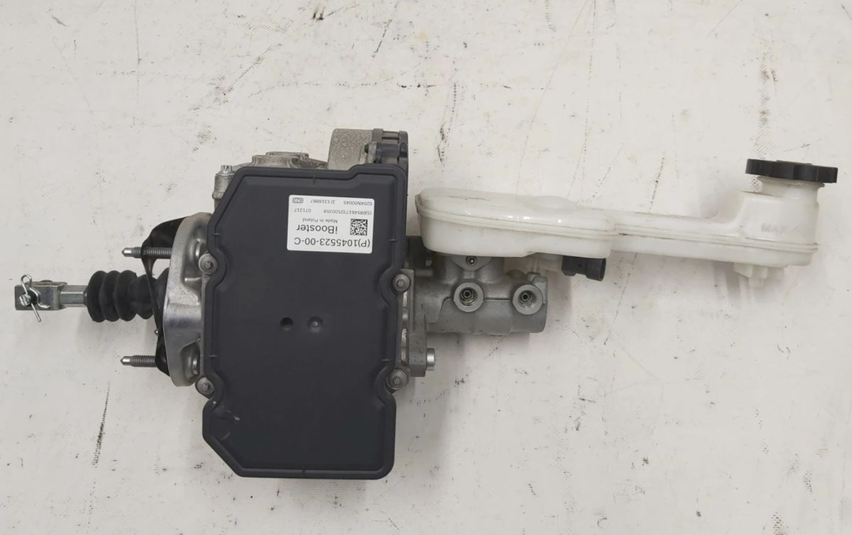 1 Усилитель электромеханический тормозов БУСТЕР с бачком в сборе Tesla model X 1045523-00-C