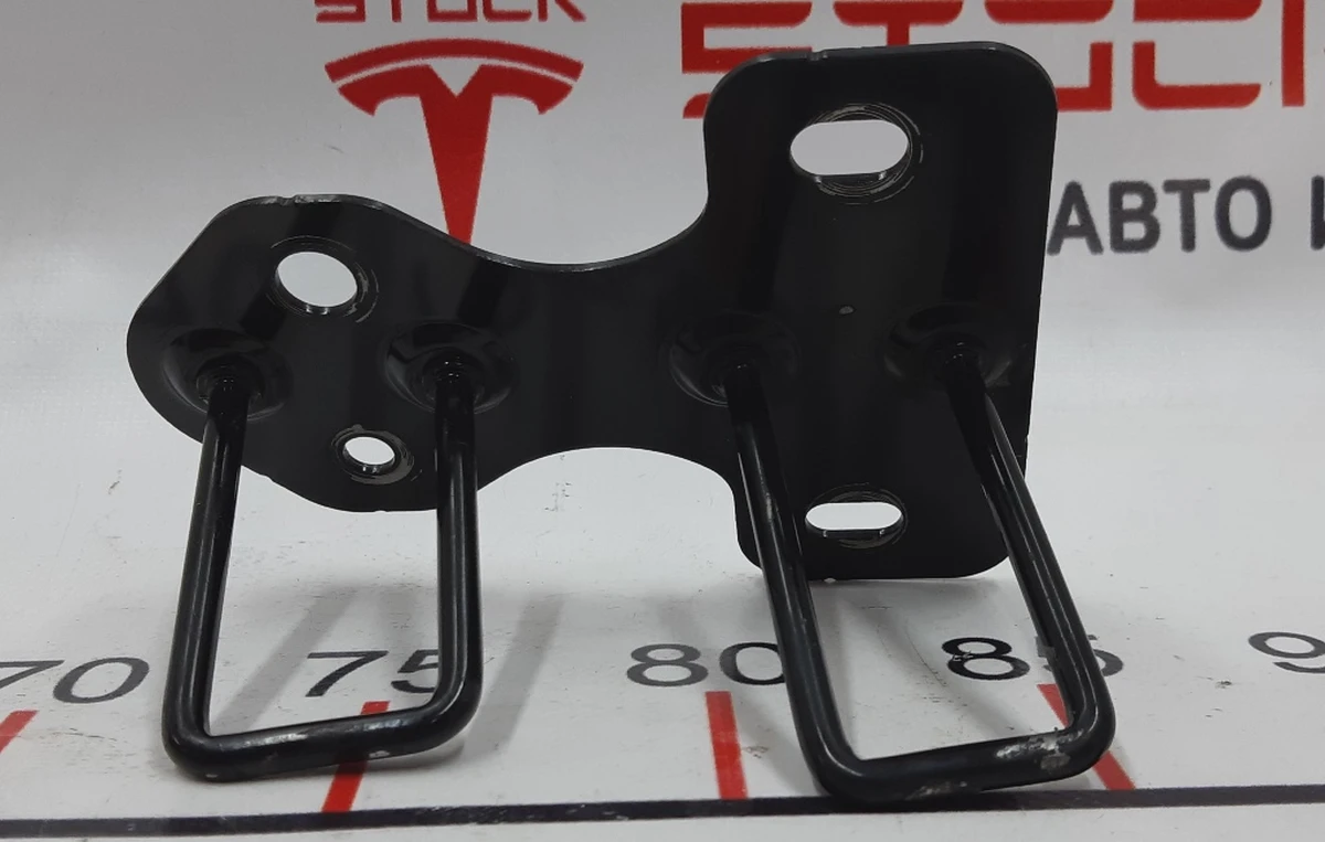 3 HOOD STRIKER ASSEMBLY Tesla model S 1045589-00-A
