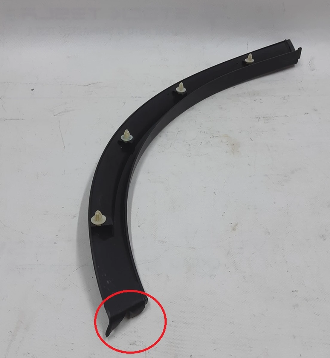 12 Decorative overlay for the arch of the rear left door with damage without seal Tesla model X 1045890-00-E