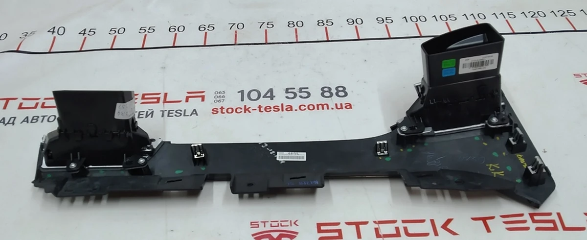 23 Decorative trim for the center panel pass. LINEAR DARK ASH LHD assy Tesla model S, model S REST 1045969-92-C