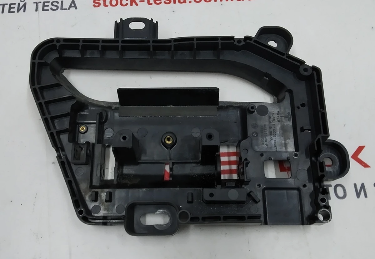 5 Outer rear left handle mechanism housing GEN 3.0 (deformed) Tesla model S REST 1100299-S0-A