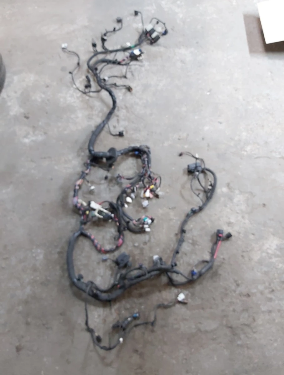 2 Электропроводка передняя подкапотная цельная AWD в частичном сборе Tesla model S REST 1046132-06-S