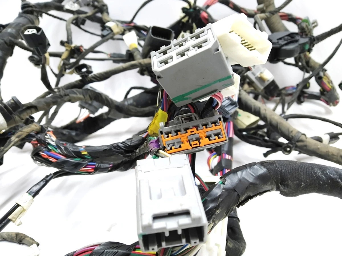 2 Электропроводка передняя подкапотная цельная RWD в разбор Tesla model S REST 1046132-07-S