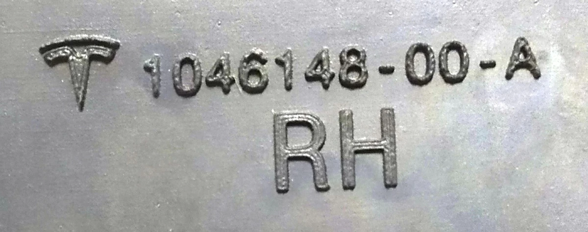 8 Rubber sealing door right Tesla model S, model S REST 1046148-00-A