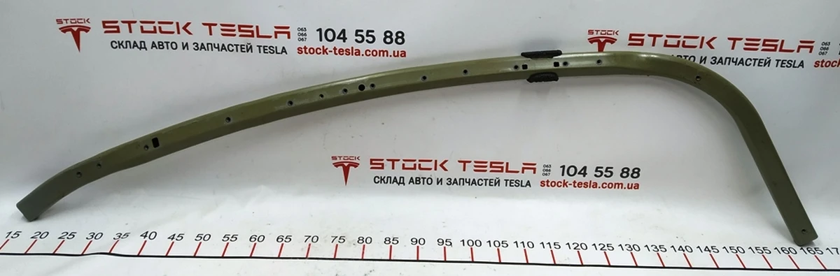 8 Reinforcement of the left body panel of the roof racks A / B Tesla model X 1046149-00-D