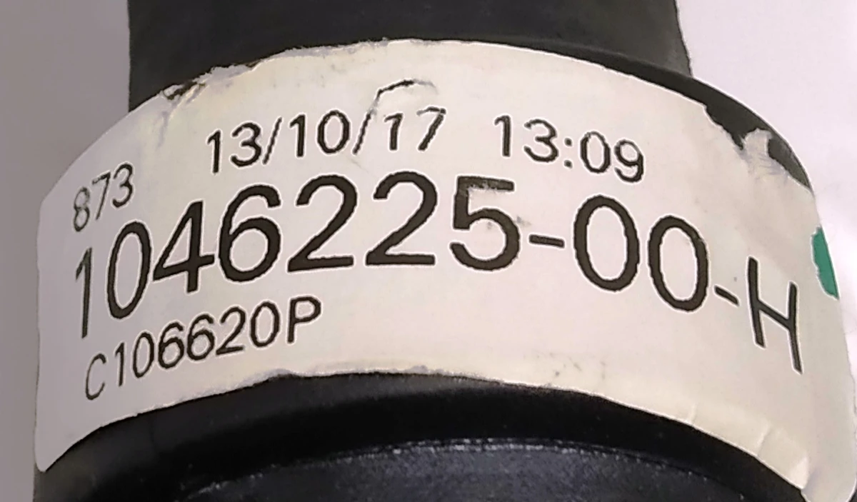 Шланг системы охлаждения мотора заднего Tesla Model X 1046225-00-H