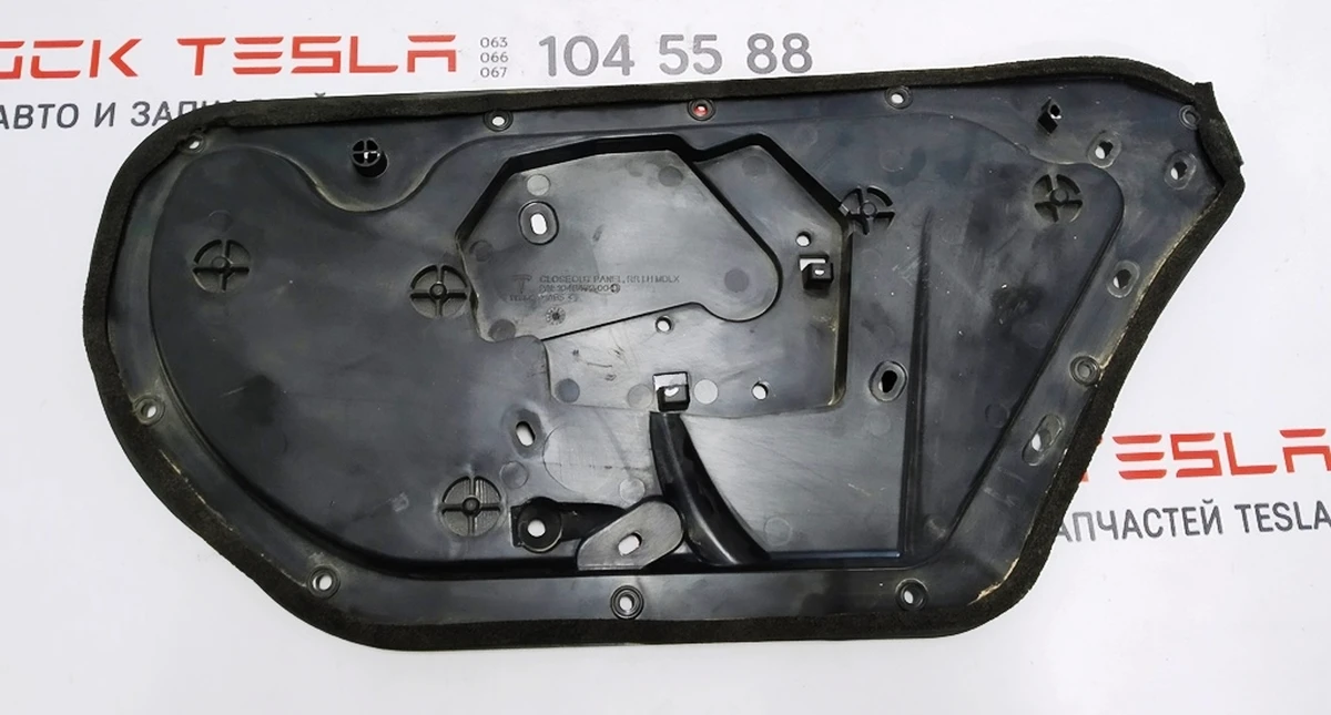 29 Внутрішня панель дверей задньої лівої Tesla model X 1046472-00-D