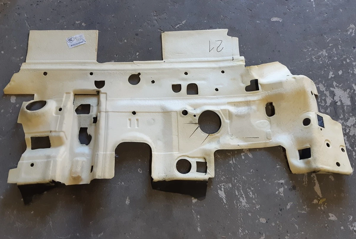 1 Thermal noise insulator front motor rear right Tesla model S, model S REST 1046732-00-D