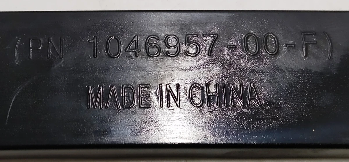 3 MX bracket headlamp inner left hand Tesla Model X 1046957-00-F, 1046957-00-G