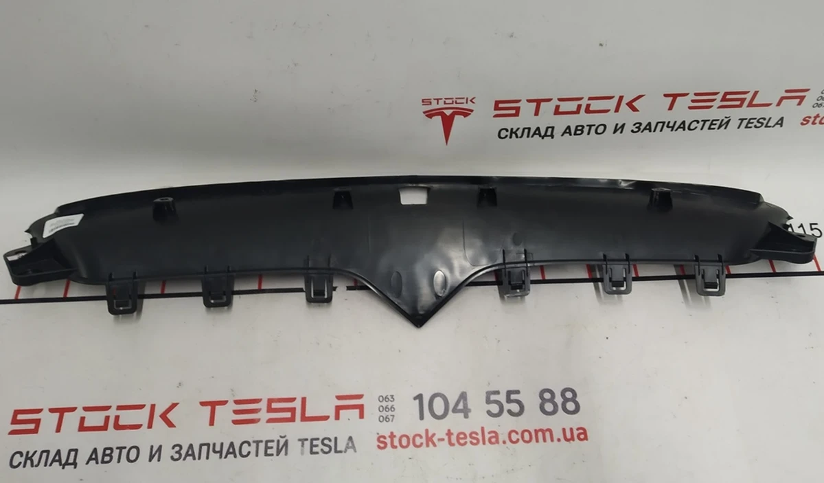 2 Накладка гриля переднього бампера верхня NEW Tesla model X 1047021-00-E