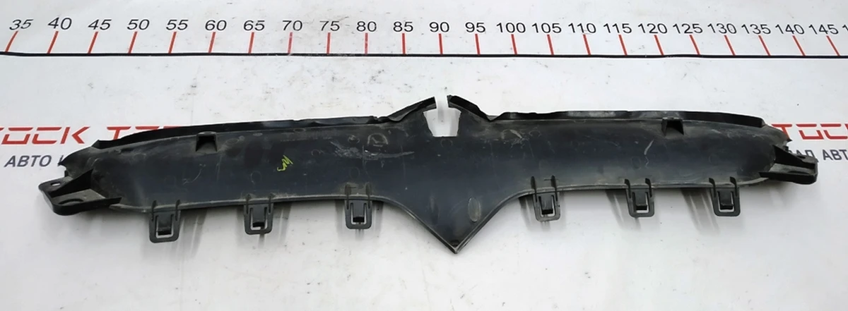 2 Накладка гриля переднього бампера верхня (з пошкодженням) Tesla model X 1047021-00-E