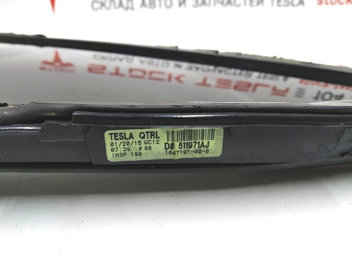 20 Стекло крыла заднего левого (форточка) Tesla model S, model S REST 1051820-00-A