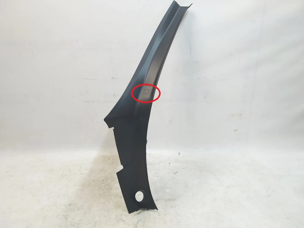 3 ASY, LIFTGATE TROUGH TRIM, LH second hand Tesla Model X 1047320-00-E