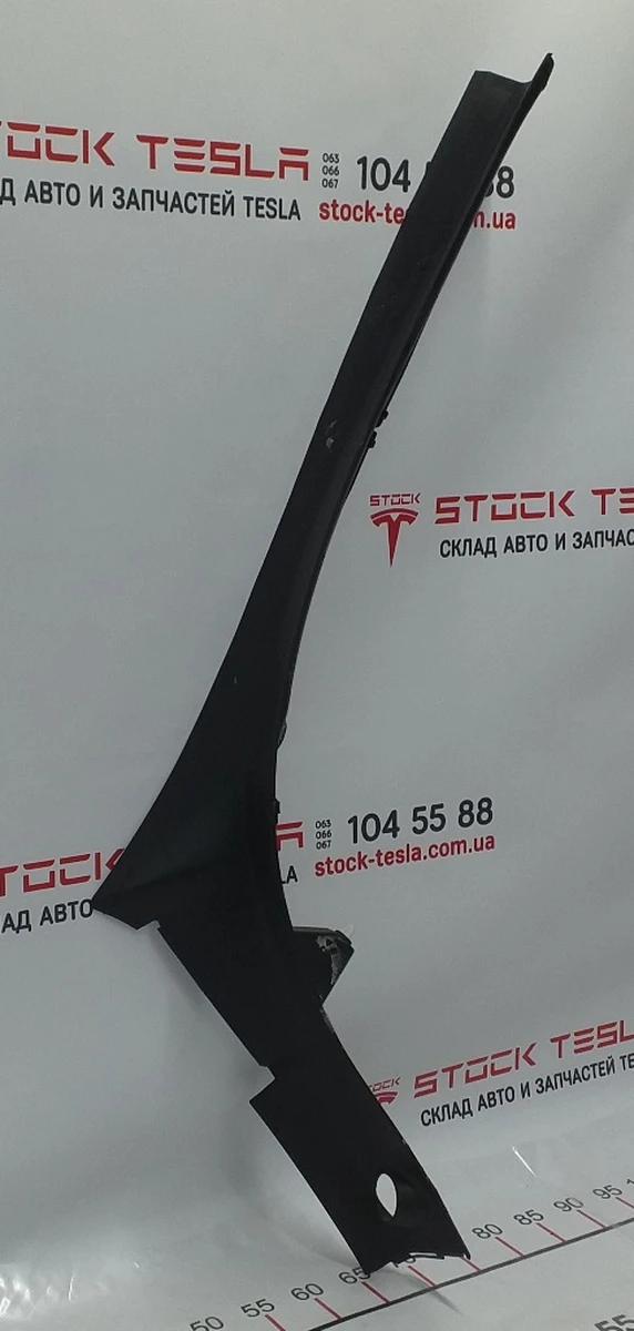 3 Assembly, liftgate trough trim, left hand Tesla model X 1047320-00-E