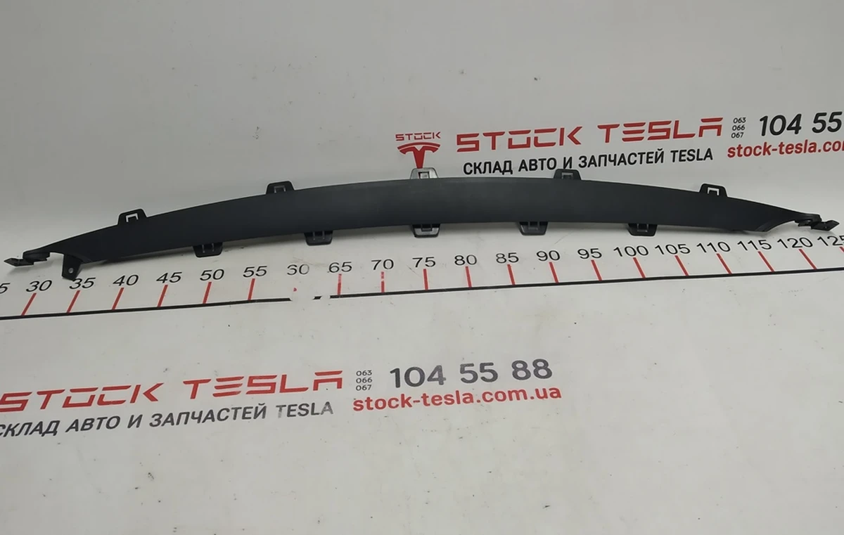 13 Молдинг верхній решітки переднього бампера NEW Tesla model X 1047360-00-G