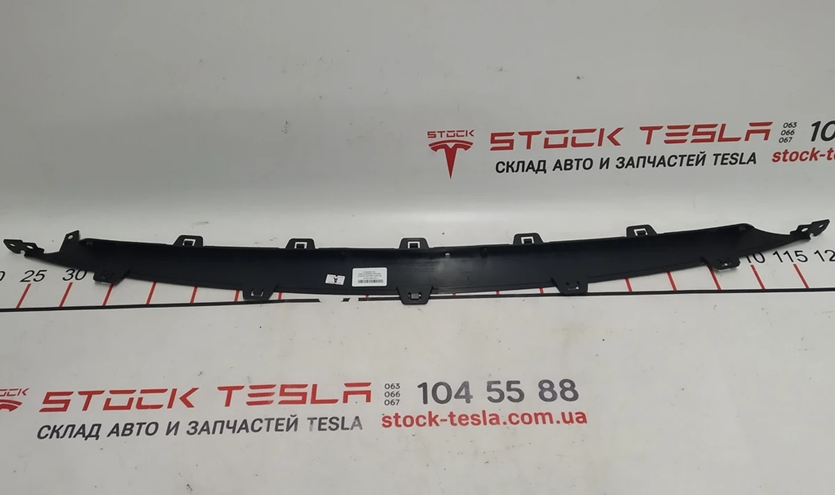 13 Молдинг верхній решітки переднього бампера NEW Tesla model X 1047360-00-G