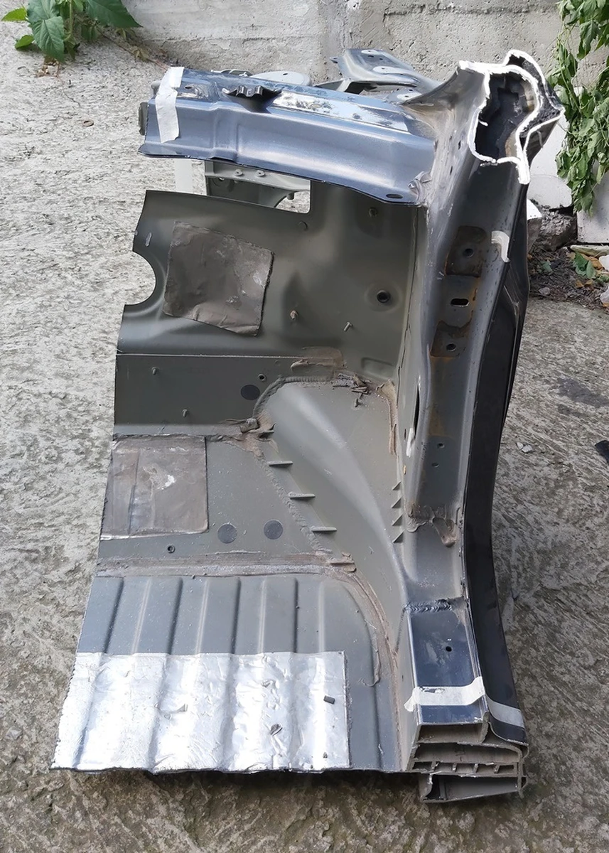 Чверть передня права RWD у зборі Tesla model S REST 1453702-S0-A