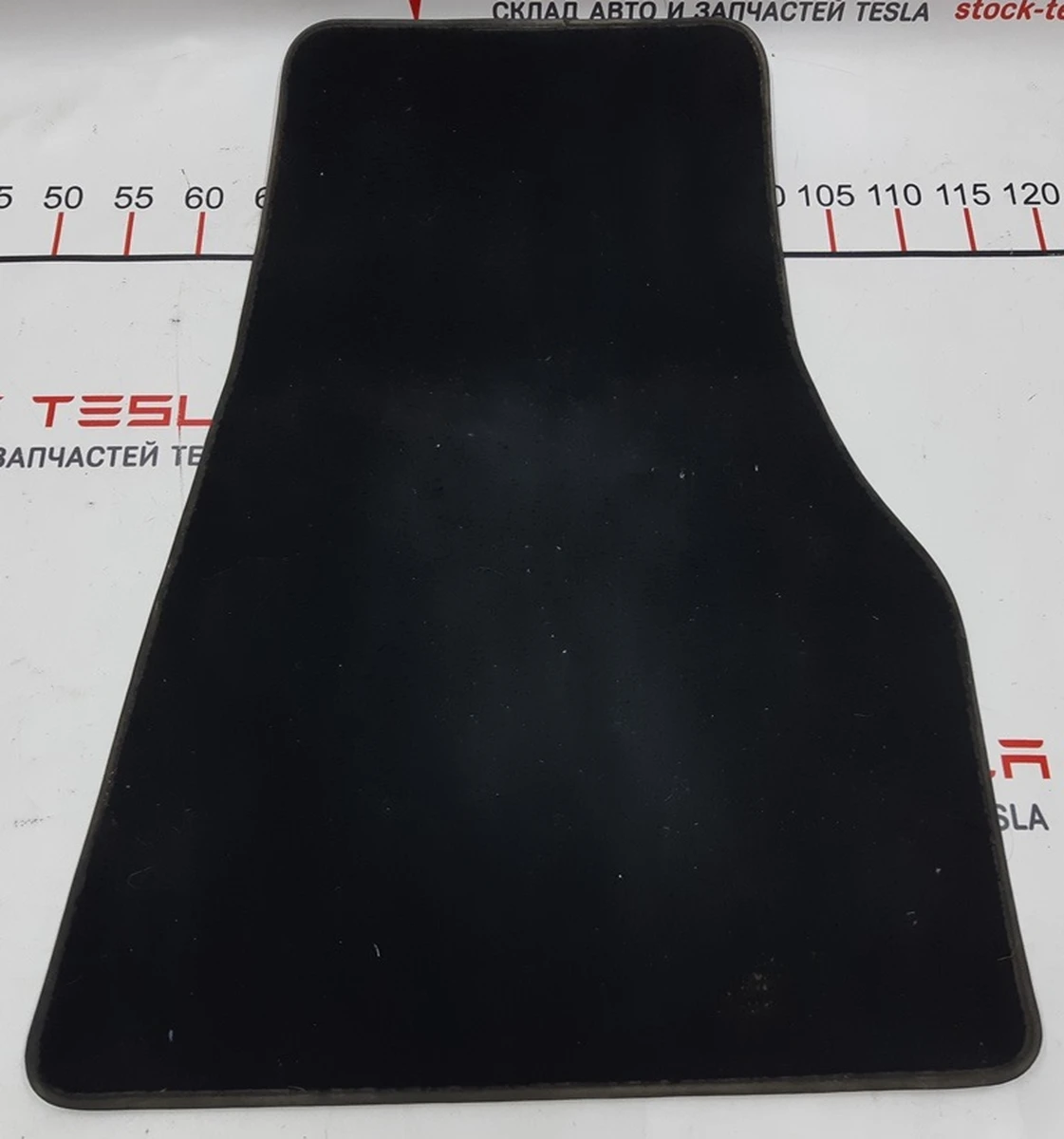 5 Коврик салона первого ряда сидений пассажирский Tesla model S, model S REST 1047686-00-B