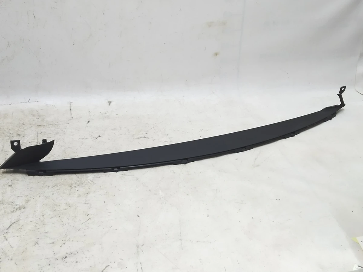 14 Накладка переднього бампера нижня Tesla Model X 1047740-00-H