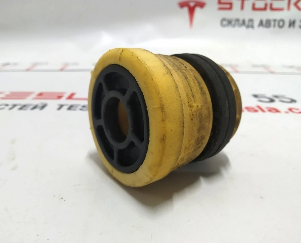 Відбійник (демпфер) пружини амортизатора S2 S3 переднього Tesla model S 1047911-00-A