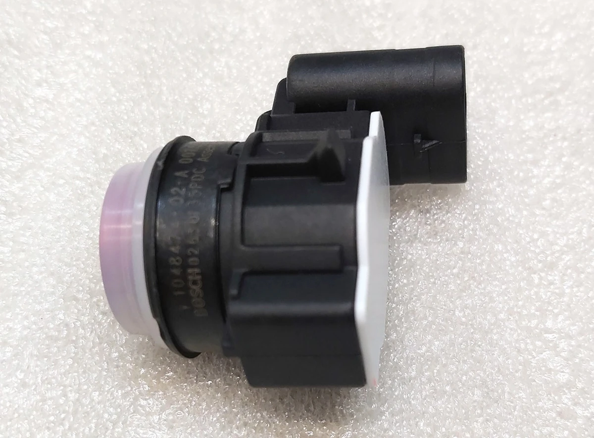 1 Датчик парктроника (короткий) VERSION 2 АП1 з кільцем Tesla model S, model S REST, model X 1048473-01-A