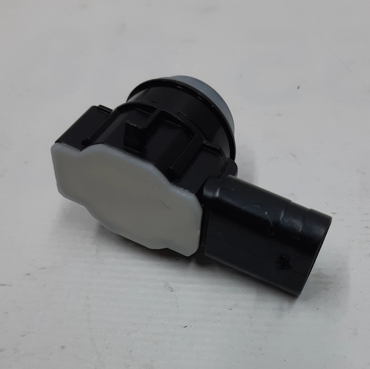 2 Датчик парктроніка (прямий) - VERSION 2 АП1 Tesla