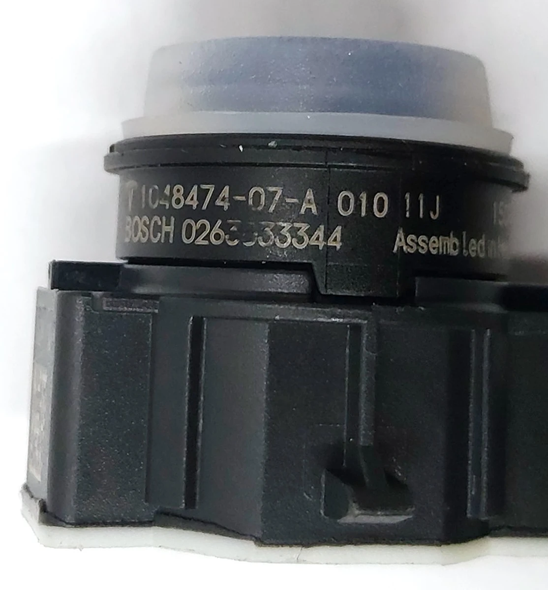 2 Датчик парктроніка (прямий) - VERSION 2 АП1 з кільцем NEW Tesla model S, model S REST, model X 1048474-07-A