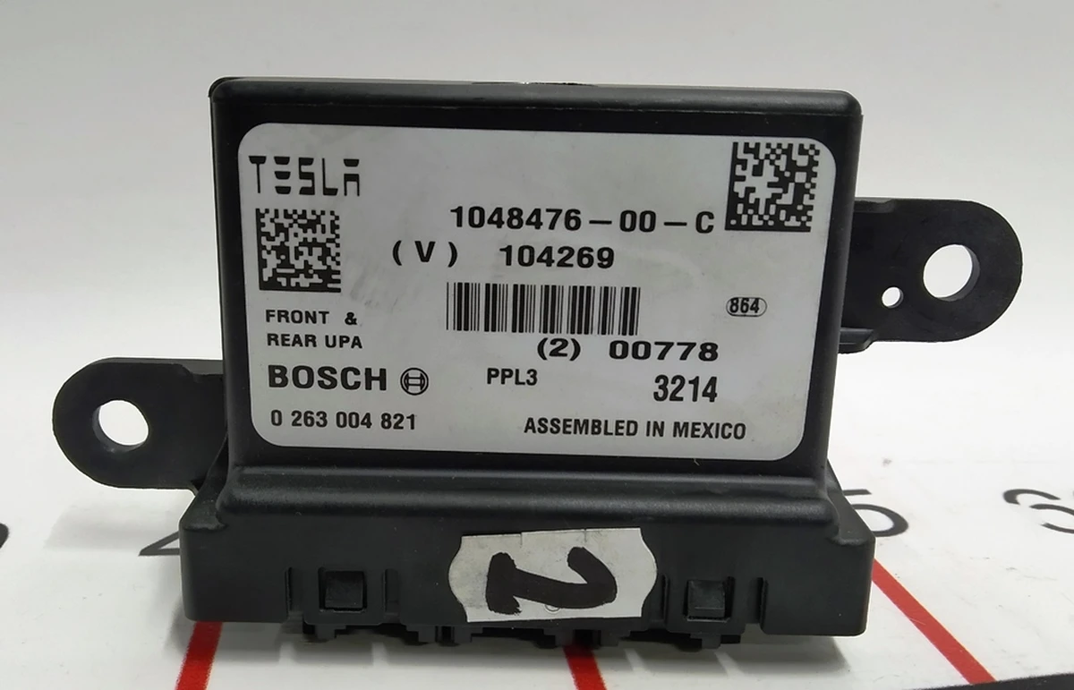 2 Блок керування парктрониками ECU PARK ASSIST Tesla model S, model S REST, Tesla model X 1048476-00-D