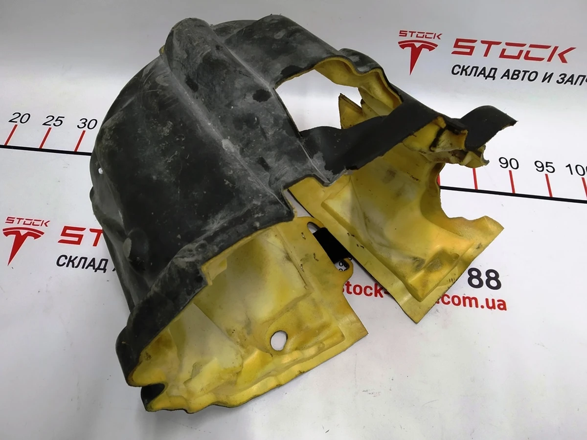 4 Термокожух переднього двигуна задній правий AWD Tesla model S, model S REST, model X 1048946-01-A