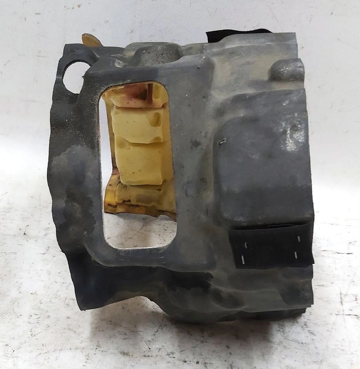 5 Термокожух переднього двигуна задній центральний AWD Tesla model S 1048947-00-B