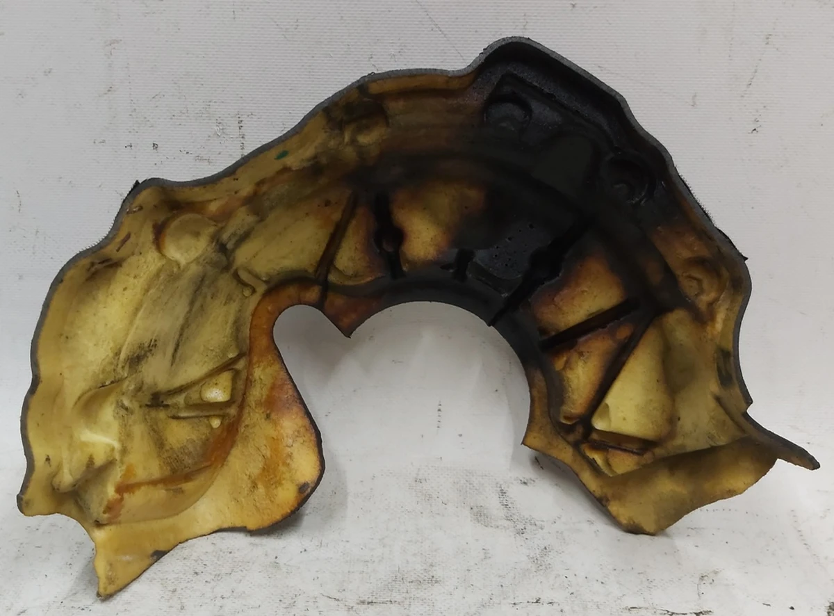 6 Термокожух переднього двигуна передній лівий AWD Tesla model S 1048948-00-B