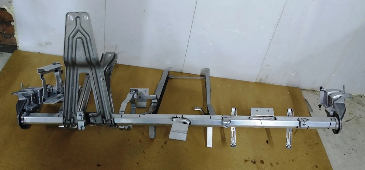 1 Каркас кріплення торпеди (алюмінієвий) Tesla model X 1049565-00-E