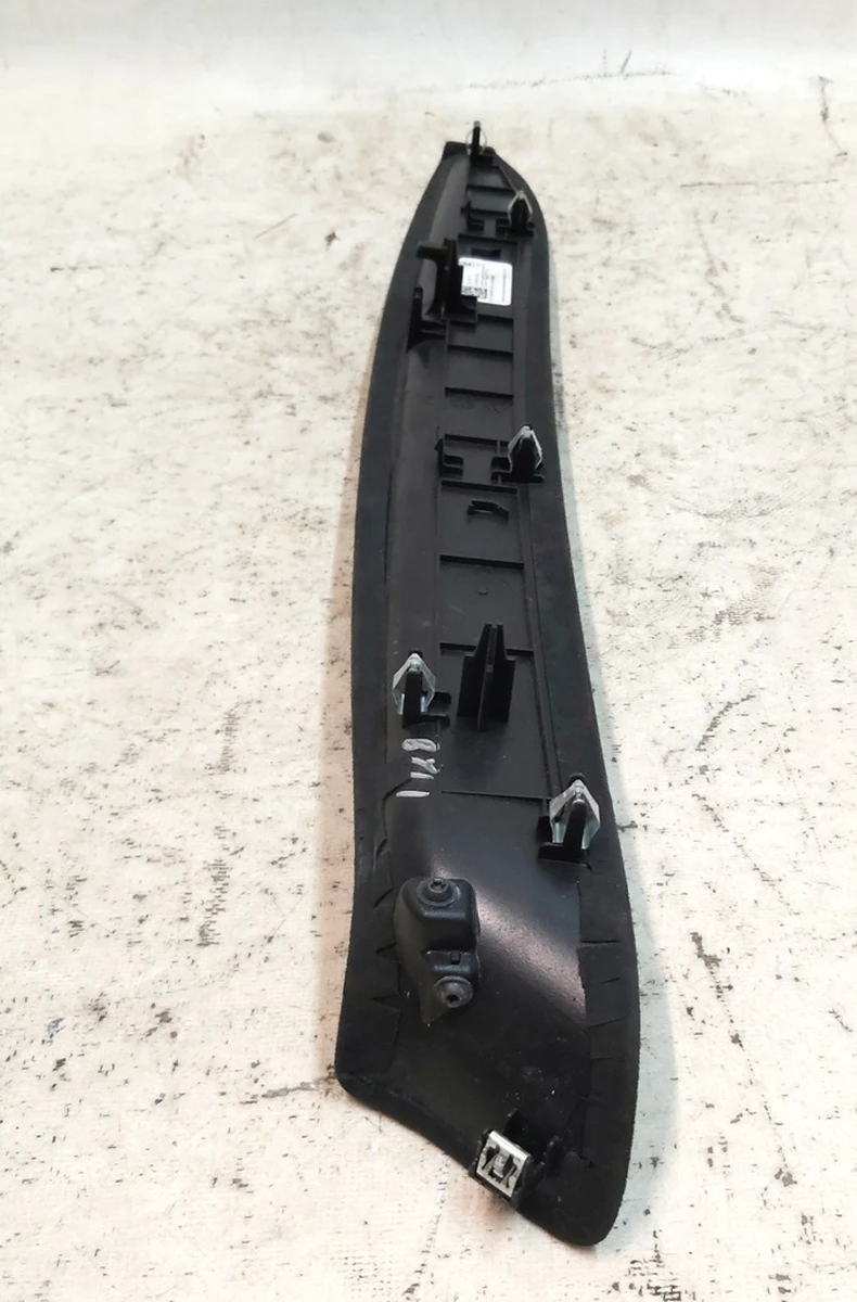 4 Накладка декоративная стойки A магнит левая ALCANTARA BLK Tesla model X 1050286-04-F