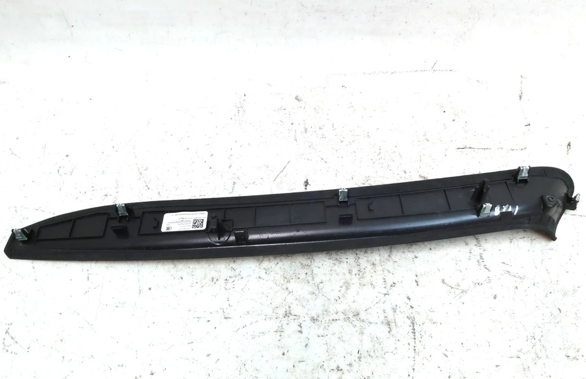 4 Накладка декоративная стойки A магнит левая ALCANTARA BLK Tesla model X 1050286-04-F