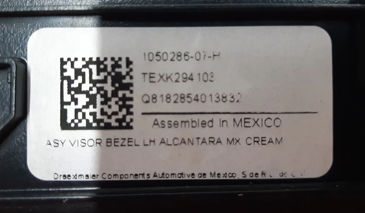 4 Декоративна накладка стійки A магніт NEW ALCAN CRM ліва Tesla model X 1050286-07-H