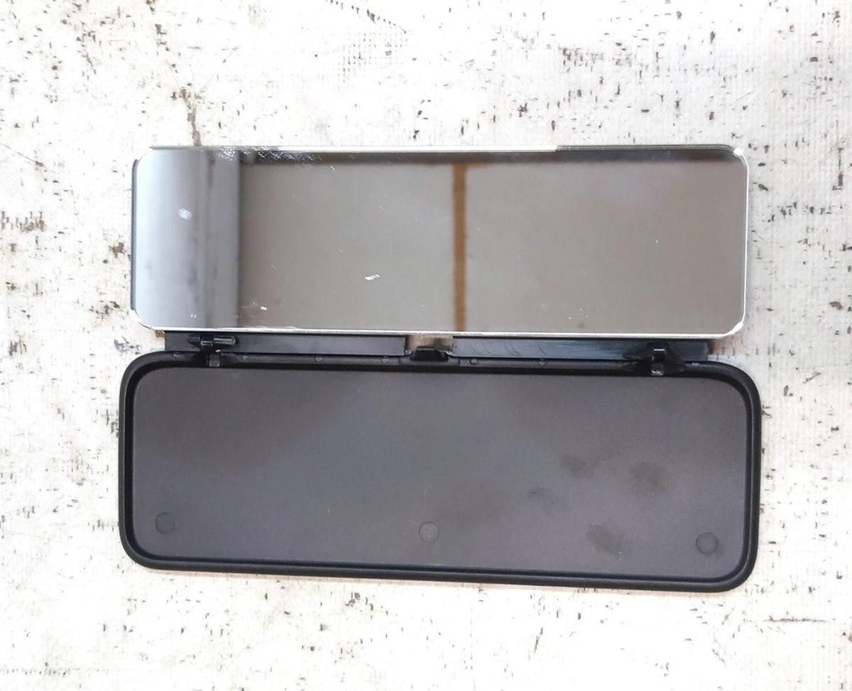 2 Sun visor mirror element with cover with damage Tesla model S REST 1050619-20 mirror