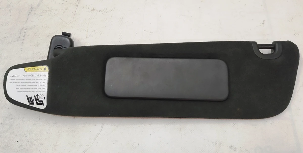 1 Козирок сонцезахисний лівий ALC BLK US із пошкодженням Tesla model S, model S REST 1050619-02-A